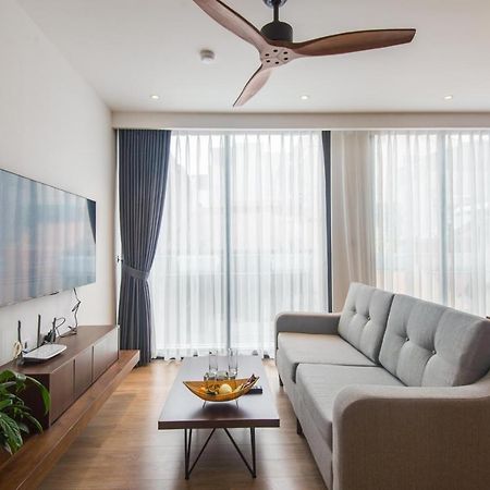 22Housing Hotel & Apartment 81 Linh Lang Hanoi Exterior photo