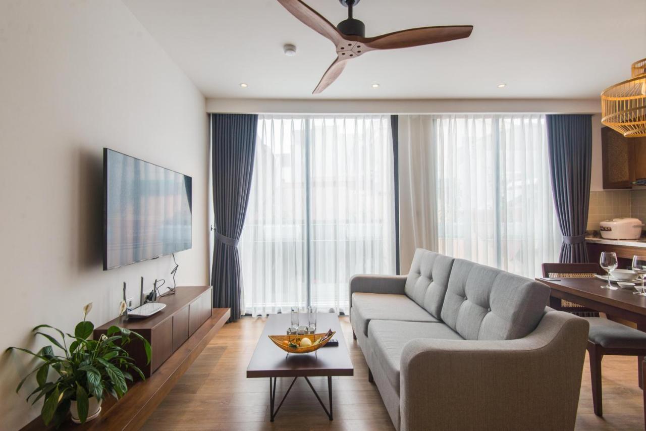22Housing Hotel & Apartment 81 Linh Lang Hanoi Exterior photo