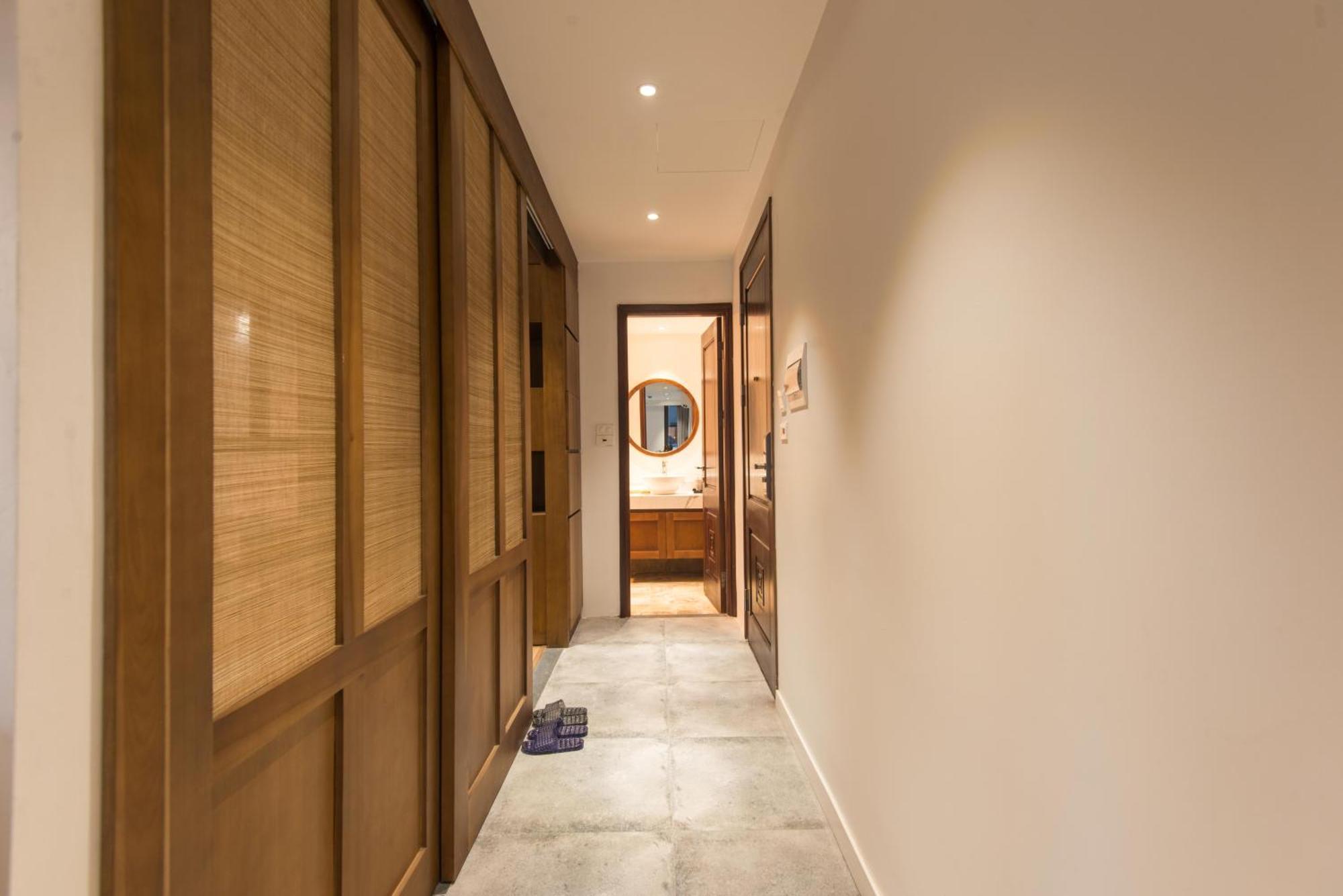 22Housing Hotel & Apartment 81 Linh Lang Hanoi Exterior photo